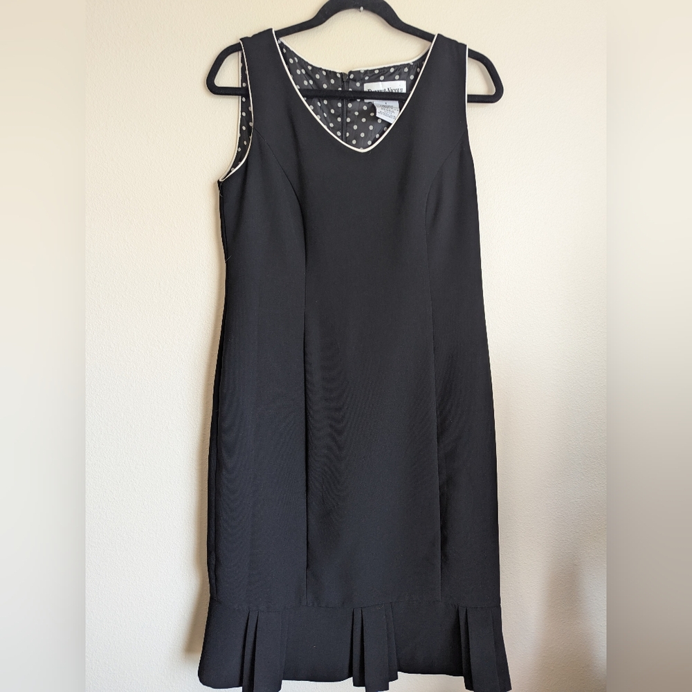 Danny & Nicole Black Midi Dress with Elegant Design Size 8